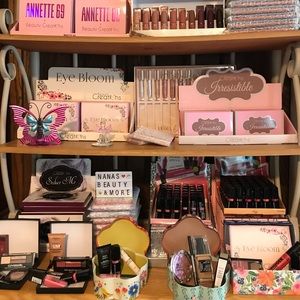 You can find on: Nana’s Beauty & more...!